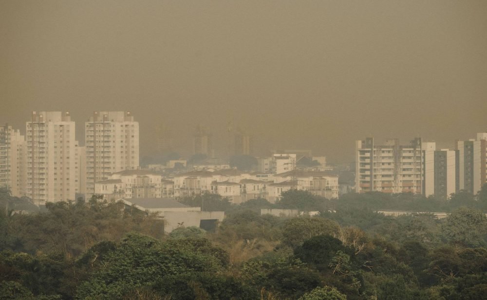 Manaus registra poluição recorde e lidera ranking mundial de ar mais tóxico
