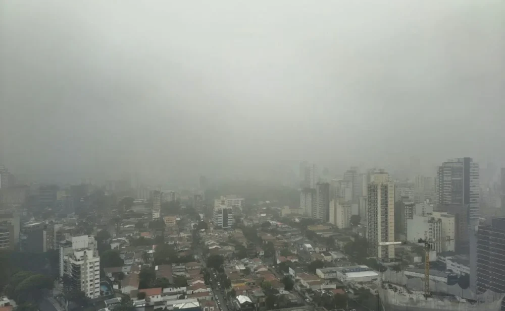 São Paulo sob alerta: tempestades de até 100 km/h e queda de temperatura