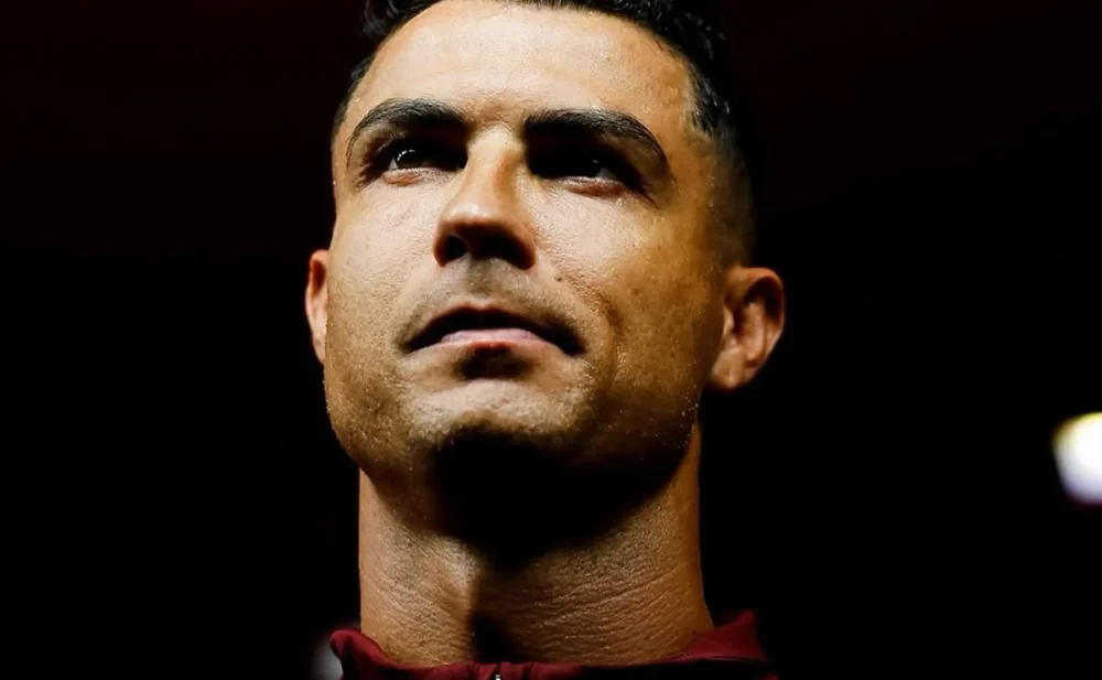 Cristiano Ronaldo deixa concentração de Portugal e promete revelar motivos