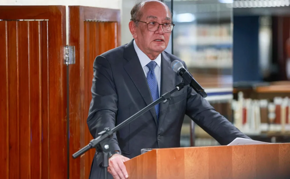 Gilmar Mendes pede reforma institucional e revisão de precatórios após caso Master