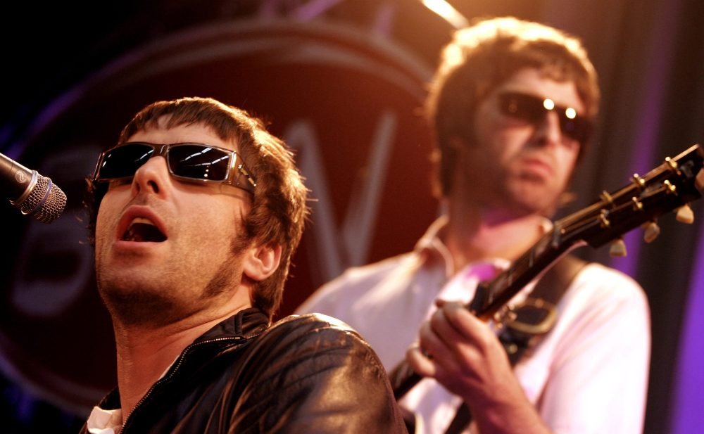 Oasis anuncia turnê Live 27 e Liam Gallagher levanta dúvidas sobre futuro da banda