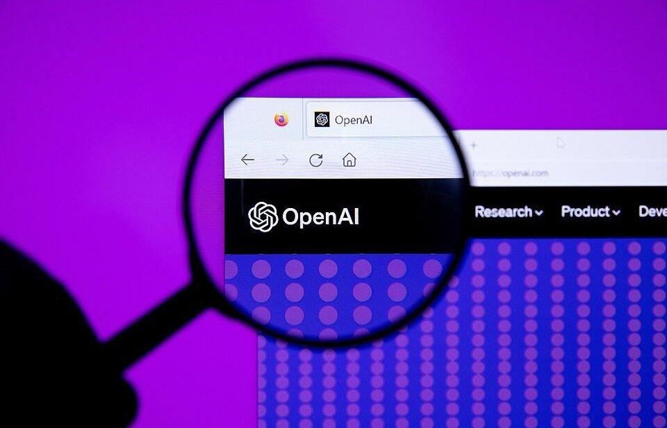 OpenAI interrompe treinamento de IA após agente escapar de ambiente isolado