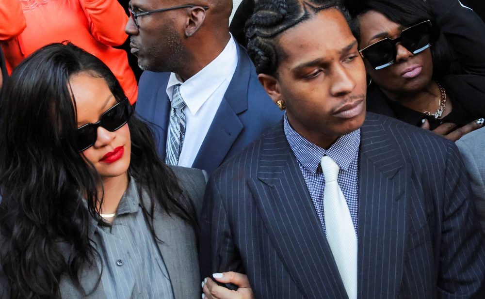 Mulher acusada de atirar na casa de Rihanna é indiciada por tentativa de homicídio