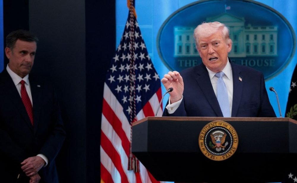 Governo Trump destina US$ 1 milhão a grupos contrários ao STF no Brasil
