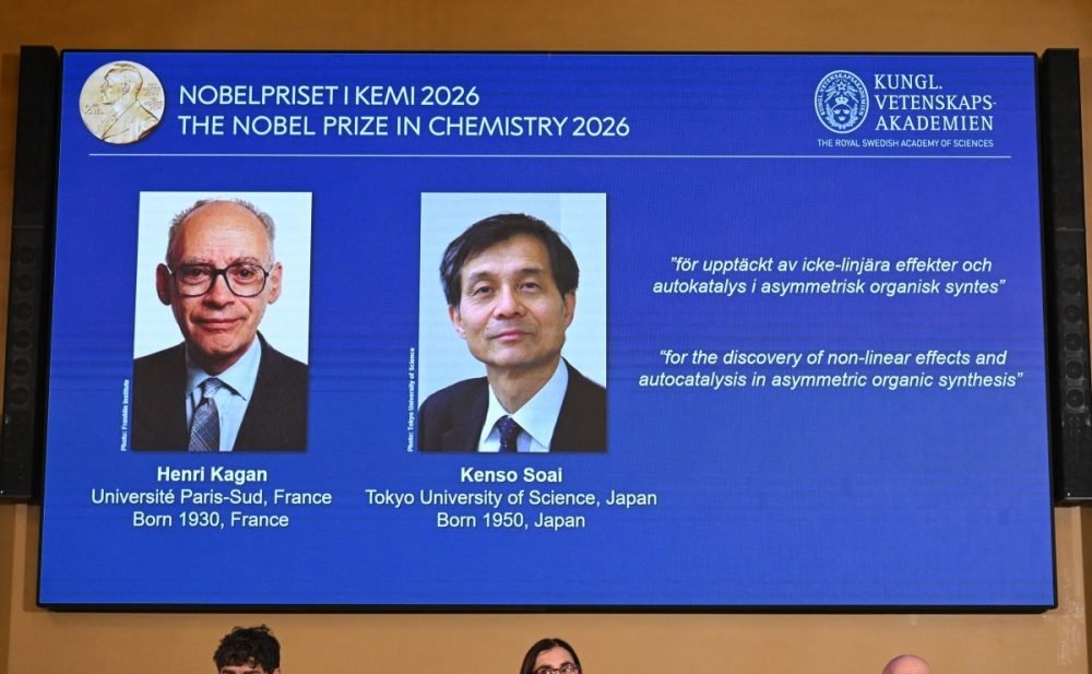 Nobel de Química 2026 premia francês e japonês por descoberta sobre quiralidade molecular
