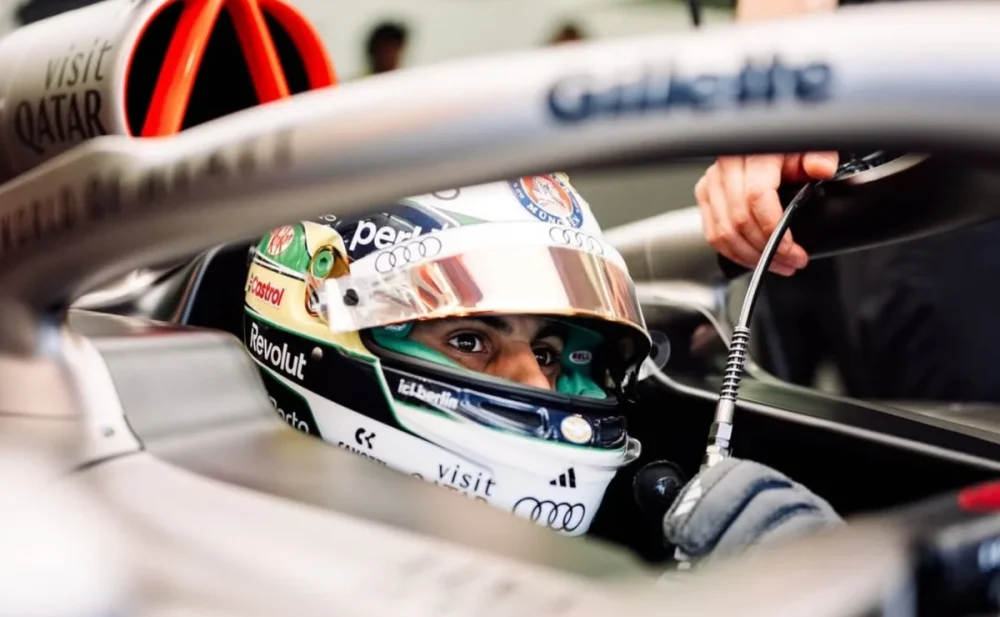 Bortoleto reclama de Hamilton em treino da F1 e Audi sofre problemas técnicos
